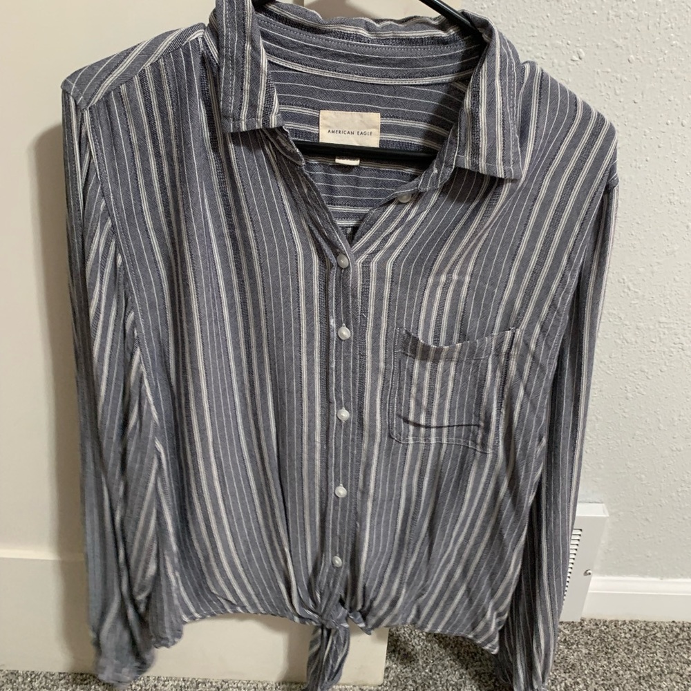 AEO striped button up
